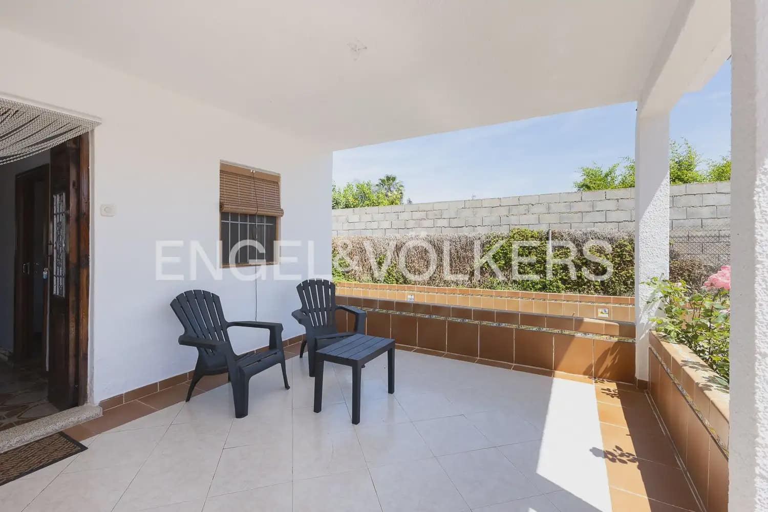 3 bedroom Bungalow for rent in Sagunto / Sagunt with garage - € 1,200 (Ref: 9898106)