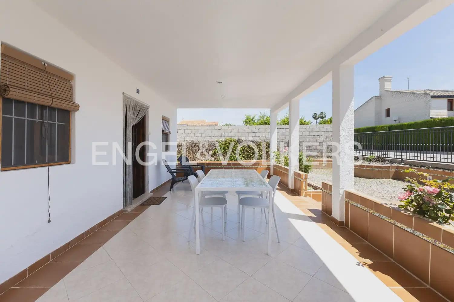 3 bedroom Bungalow for rent in Sagunto / Sagunt with garage - € 1,200 (Ref: 9898106)