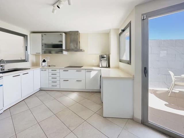 3 bedroom Villa for rent in Faro de Cullera, Cullera with pool garage - € 13,000 (Ref: 9898107)