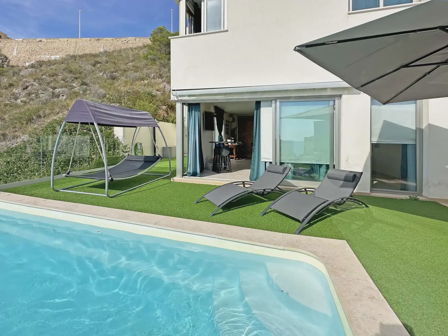 3 Zimmer Villa zu vermieten in Cullera mit Pool Garage - 13.000 € (Ref: 9898107)
