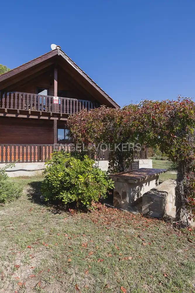 3 bedroom Finca/Country House for sale in Montserrat - € 375,000 (Ref: 9898109)