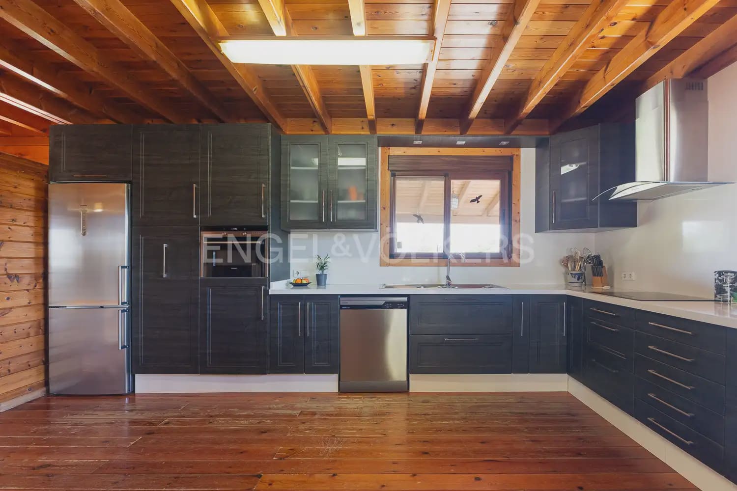 3 bedroom Finca/Country House for sale in Montserrat - € 375,000 (Ref: 9898109)