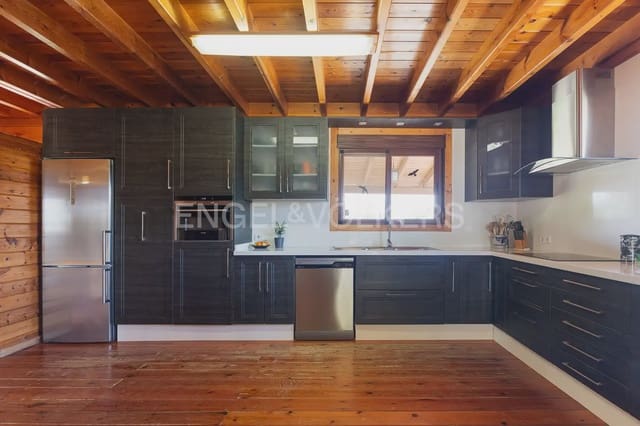 3 slaapkamer Finca/Landhuis te koop in Montserrat - € 375.000 (Ref: 9898109)