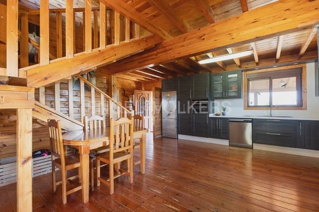 3 slaapkamer Finca/Landhuis te koop in Montserrat - € 375.000 (Ref: 9898109)