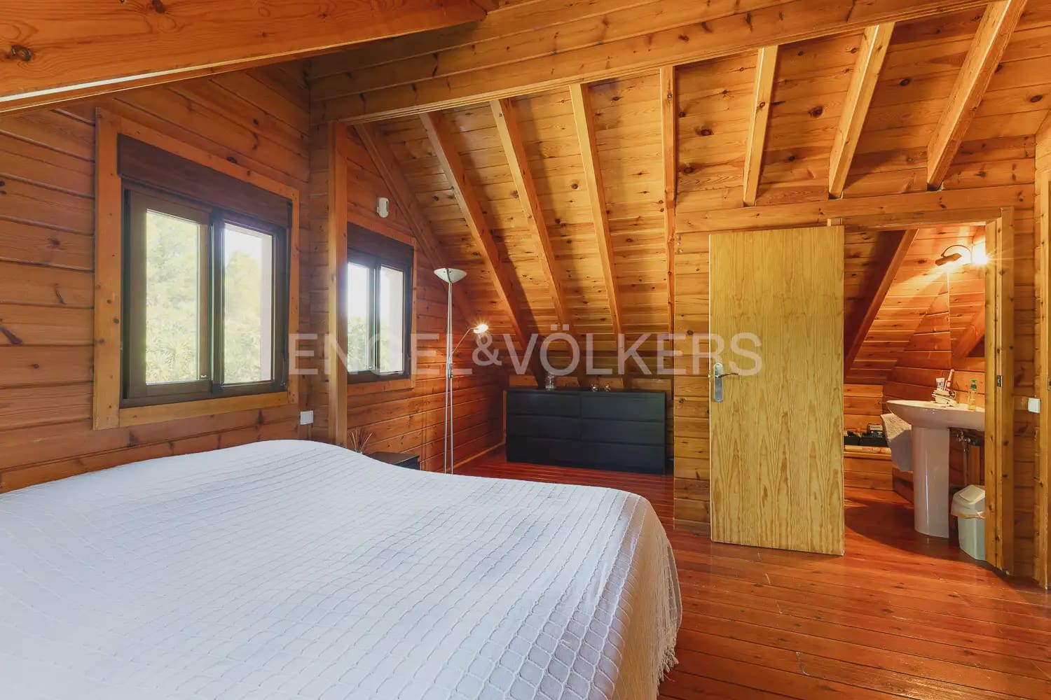 3 bedroom Finca/Country House for sale in Montserrat - € 375,000 (Ref: 9898109)