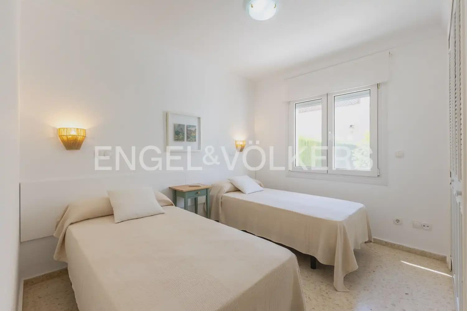 2 bedroom Terraced Villa for rent in Oliva with pool - € 1,500 (Ref: 9898110)