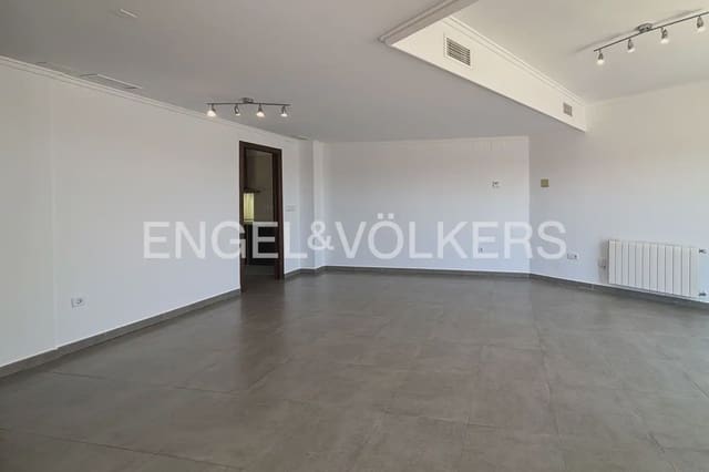 Villa/Maison Mitoyenne de 3 chambres à louer à Bétera avec piscine garage - 2 300 € (Ref: 9898111)