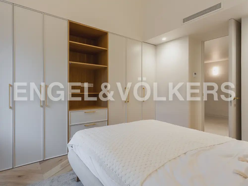 4 slaapkamer Penthouse te huur in Valencia stad - € 10.000 (Ref: 9898113)
