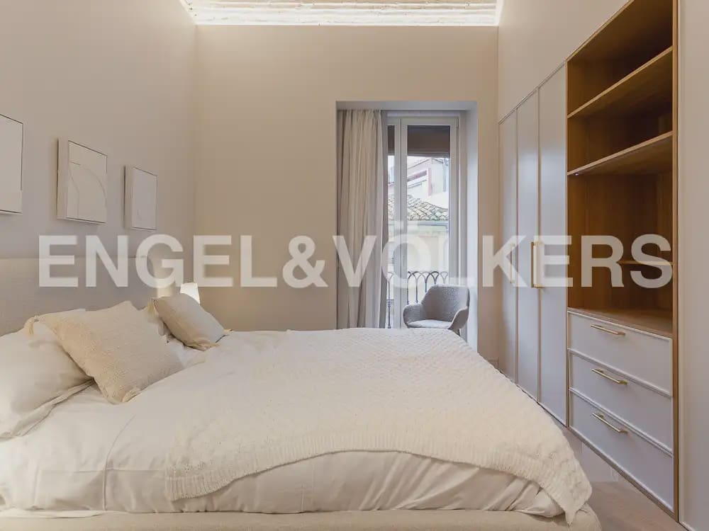 4 slaapkamer Penthouse te huur in Valencia stad - € 10.000 (Ref: 9898113)