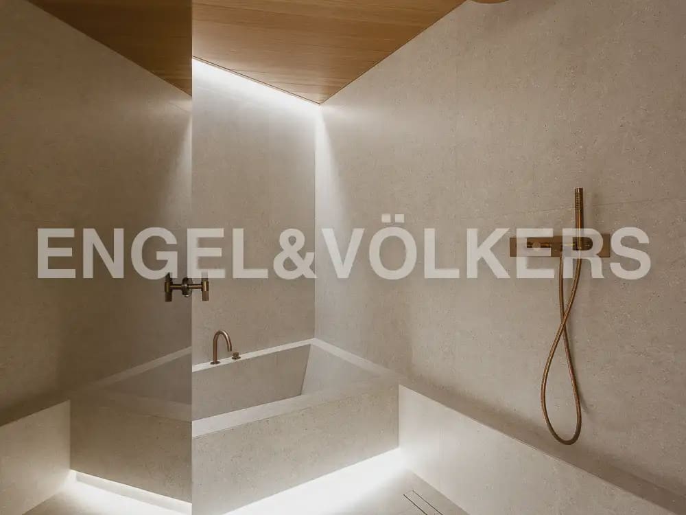 4 slaapkamer Penthouse te huur in Valencia stad - € 10.000 (Ref: 9898113)