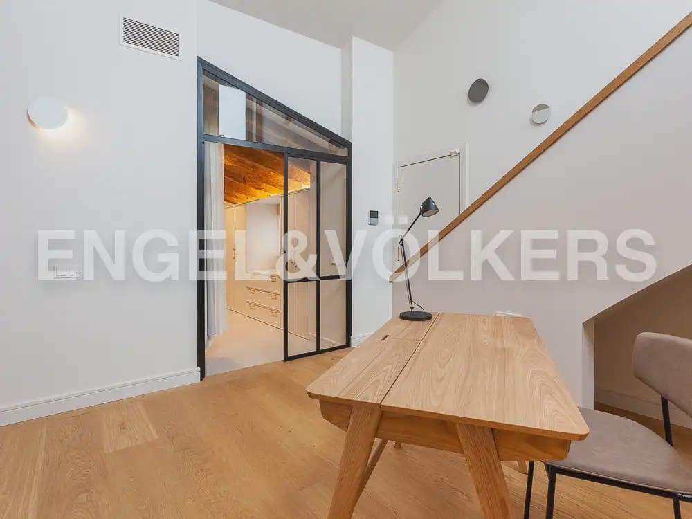 4 slaapkamer Penthouse te huur in Valencia stad - € 10.000 (Ref: 9898113)