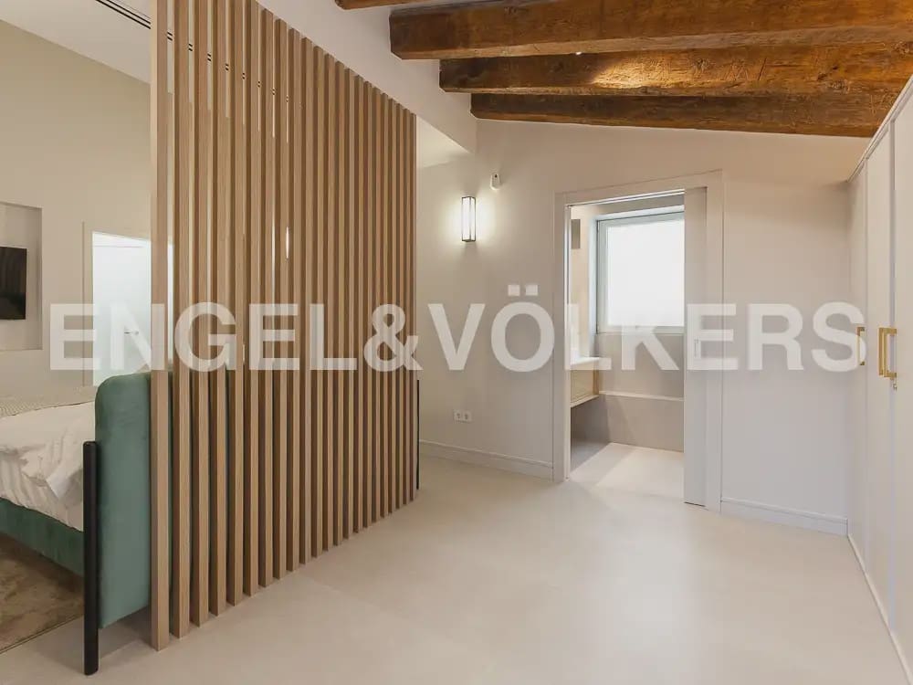 4 slaapkamer Penthouse te huur in Valencia stad - € 10.000 (Ref: 9898113)