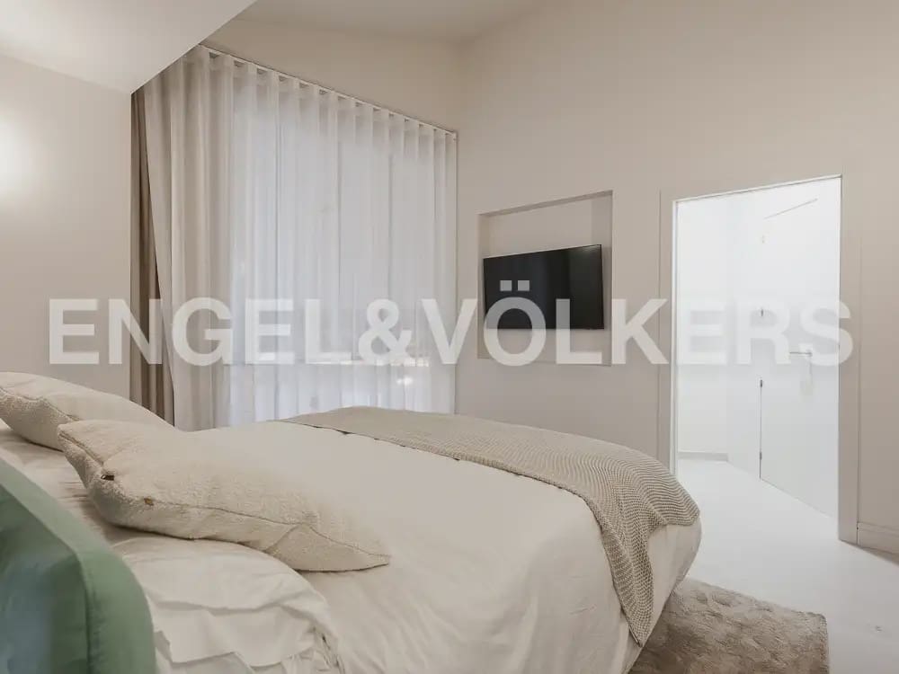 4 slaapkamer Penthouse te huur in Valencia stad - € 10.000 (Ref: 9898113)