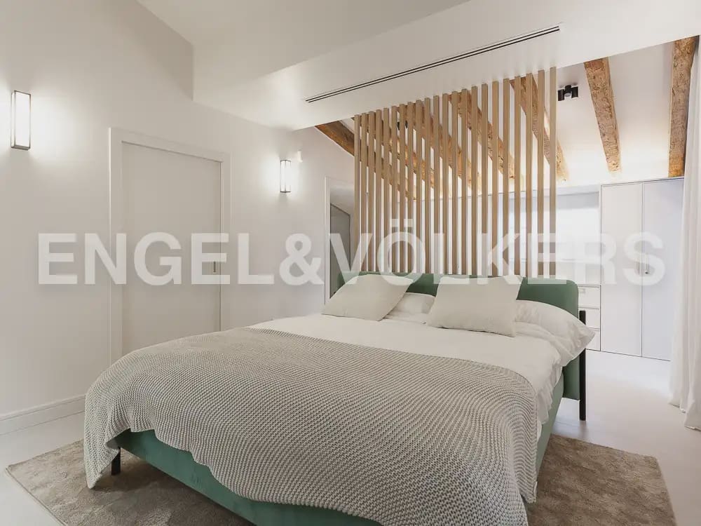 4 slaapkamer Penthouse te huur in Valencia stad - € 10.000 (Ref: 9898113)