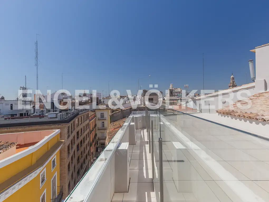 4 slaapkamer Penthouse te huur in Valencia stad - € 10.000 (Ref: 9898113)