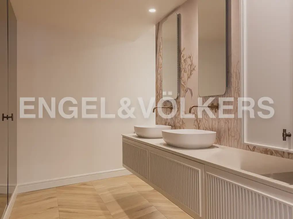 4 slaapkamer Penthouse te huur in Valencia stad - € 10.000 (Ref: 9898113)