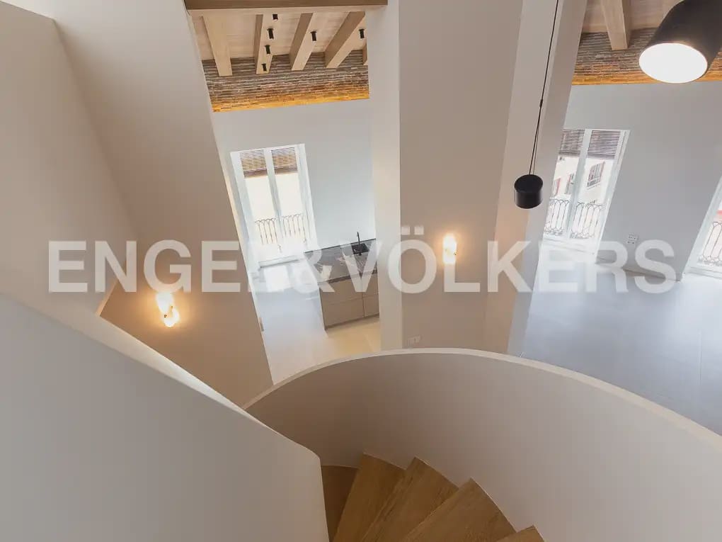4 slaapkamer Penthouse te huur in Valencia stad - € 10.000 (Ref: 9898113)