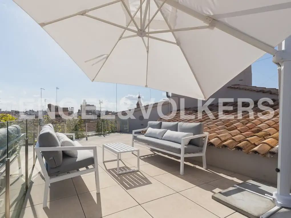 4 slaapkamer Penthouse te huur in Valencia stad - € 10.000 (Ref: 9898113)