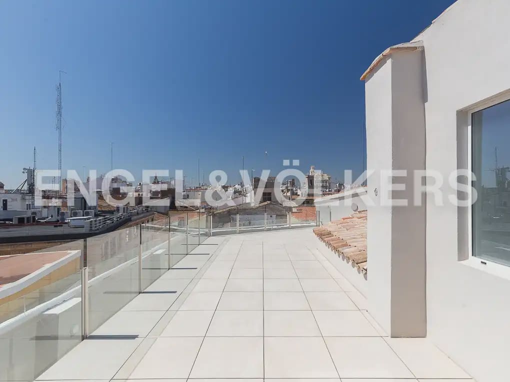 4 slaapkamer Penthouse te huur in Valencia stad - € 10.000 (Ref: 9898113)