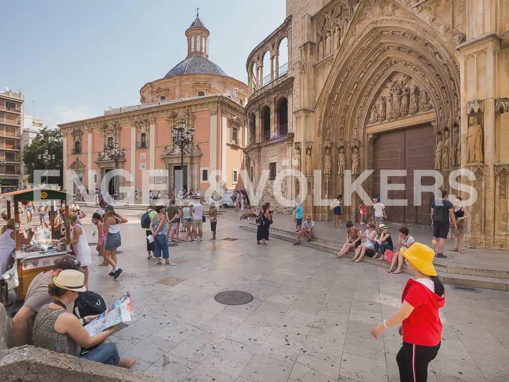 4 slaapkamer Penthouse te huur in Valencia stad - € 10.000 (Ref: 9898113)