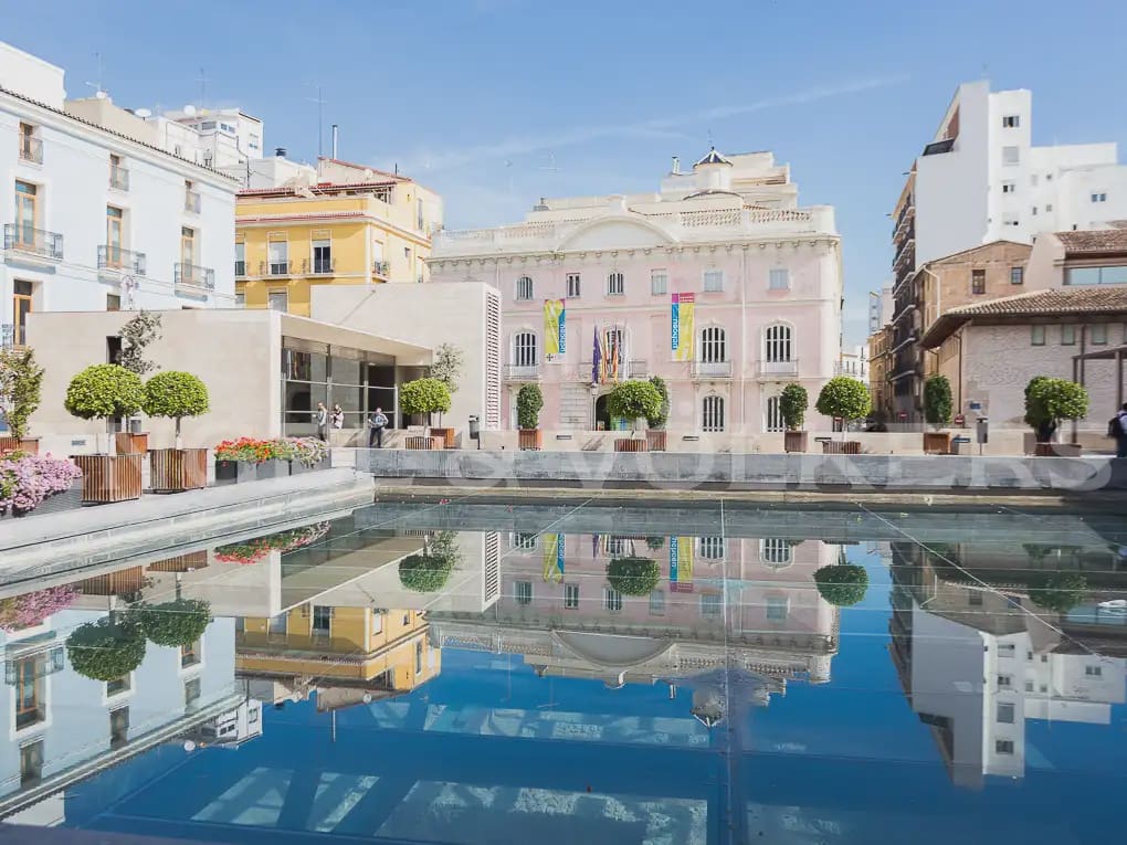 4 slaapkamer Penthouse te huur in Valencia stad - € 10.000 (Ref: 9898113)