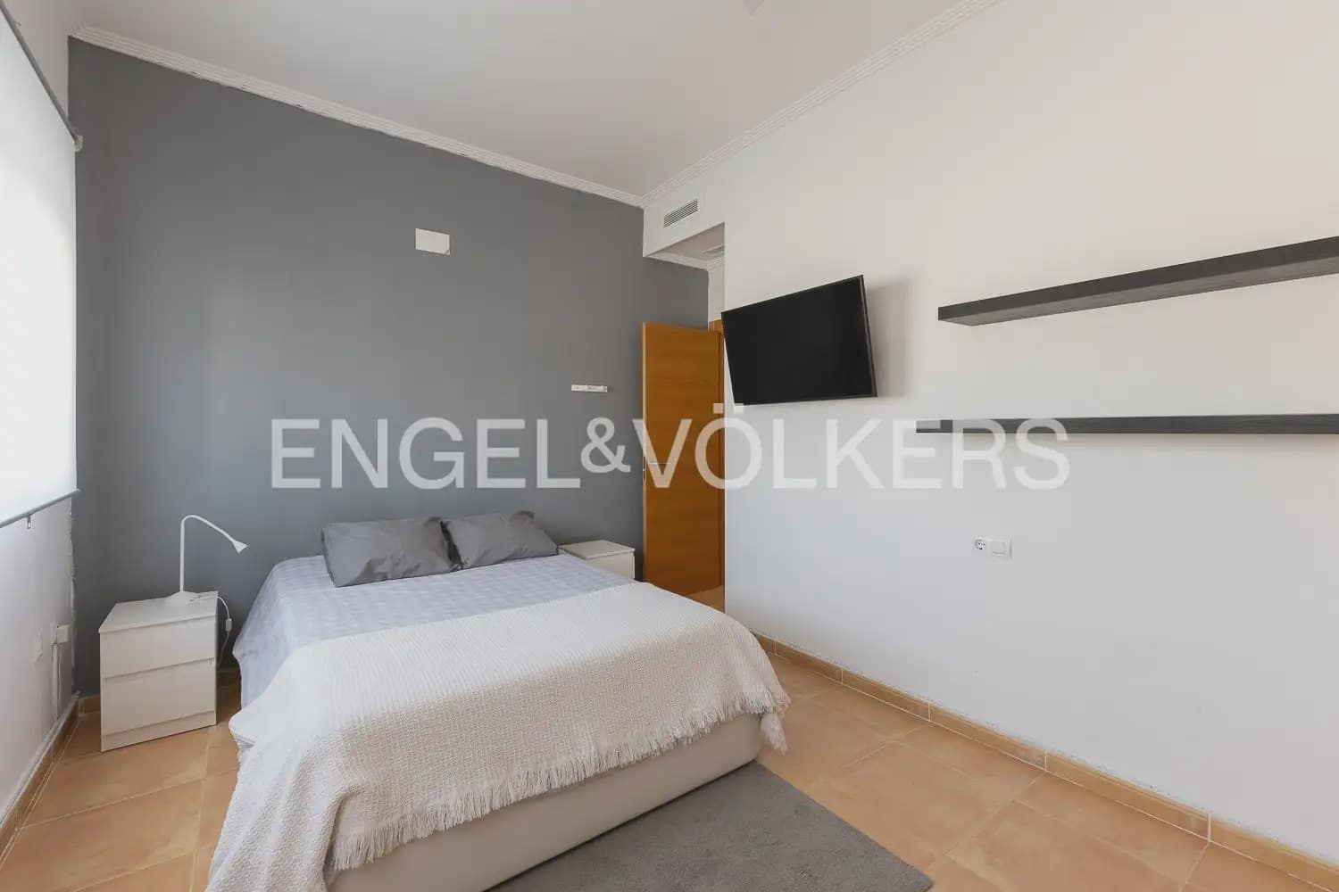 3 bedroom Villa for rent in Olocau with pool garage - € 1,850 (Ref: 9898114)