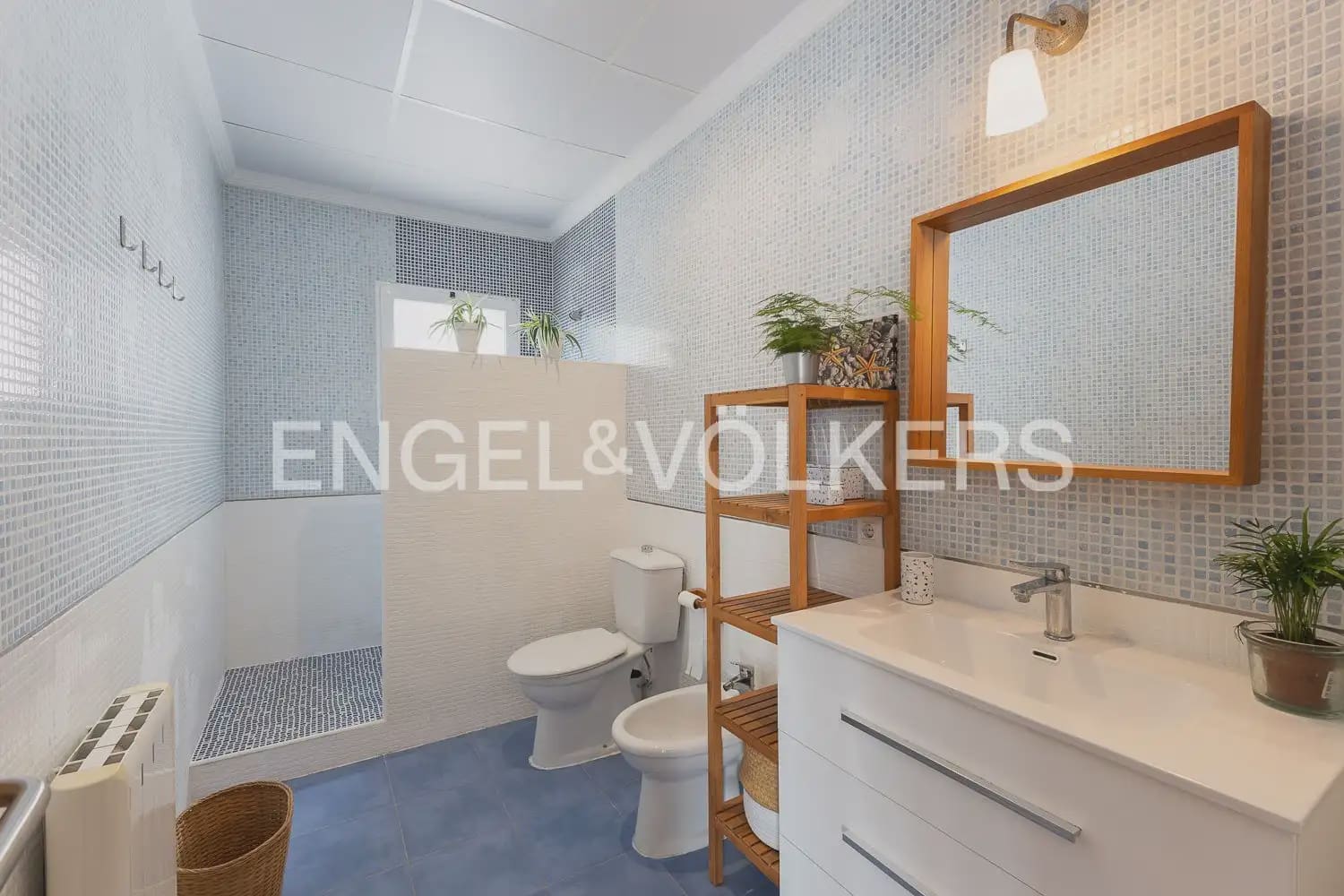 3 bedroom Villa for rent in Olocau with pool garage - € 1,850 (Ref: 9898114)
