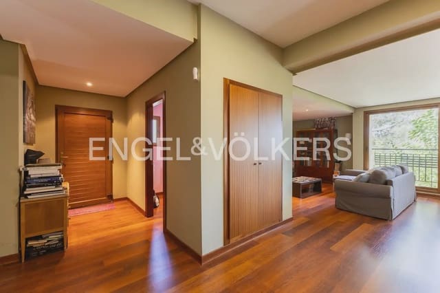 5 sovrum Villa till salu i Chiva med garage - 720 000 € (Ref: 9898115)