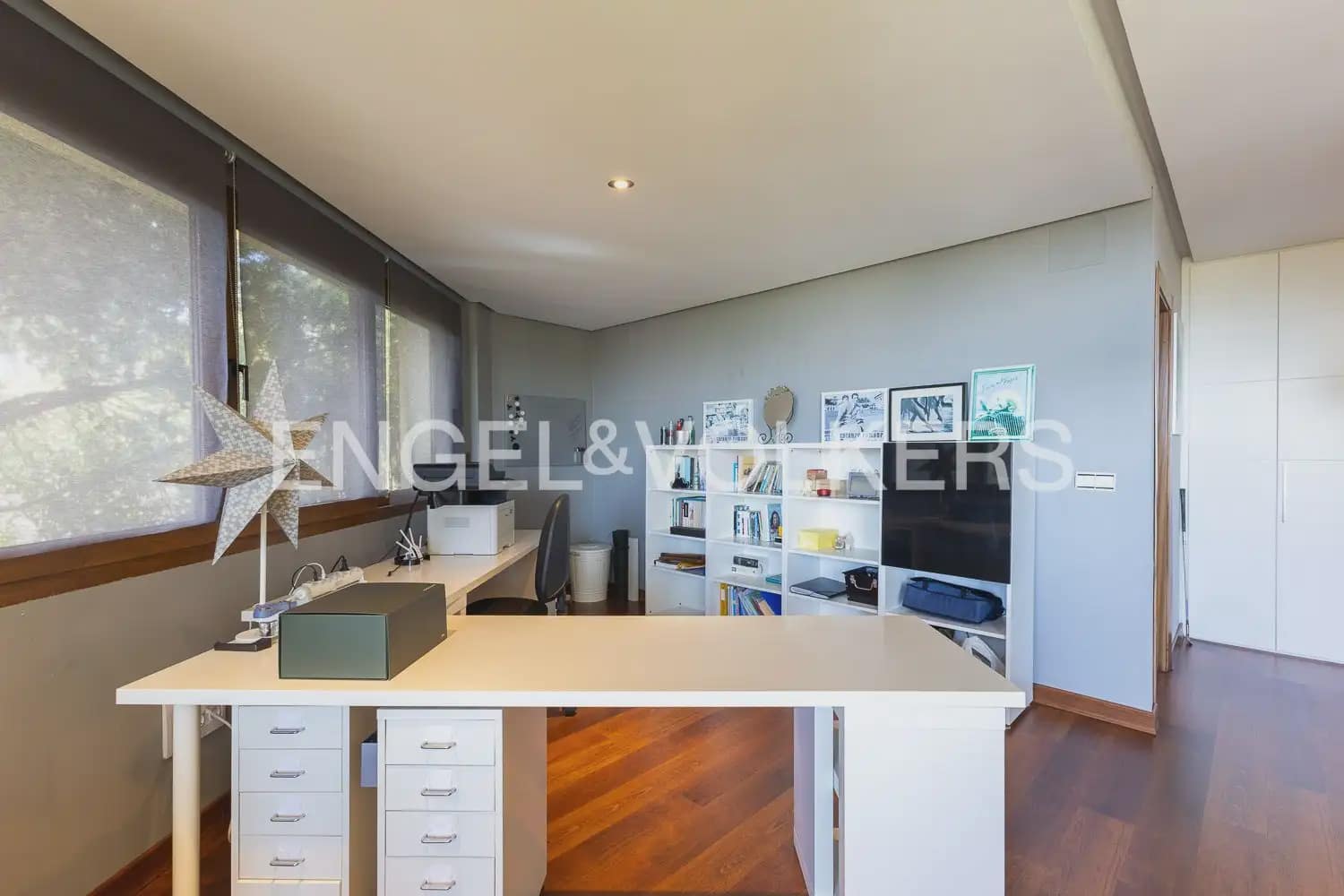 5 soveværelse Villa til salg i Chiva med garage - € 720.000 (Ref: 9898115)