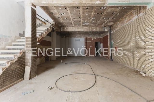5 bedroom Townhouse for sale in Pinedo, Valencia city with pool garage - € 530,000 (Ref: 9898116)