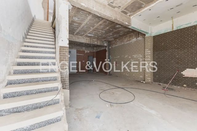 5 bedroom Townhouse for sale in Pinedo, Valencia city with pool garage - € 530,000 (Ref: 9898116)