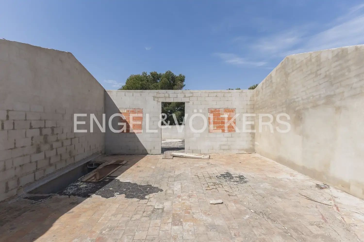 5 soverom Hus til salgs i Valencia by med svømmebasseng garasje - € 530 000 (Ref: 9898116)