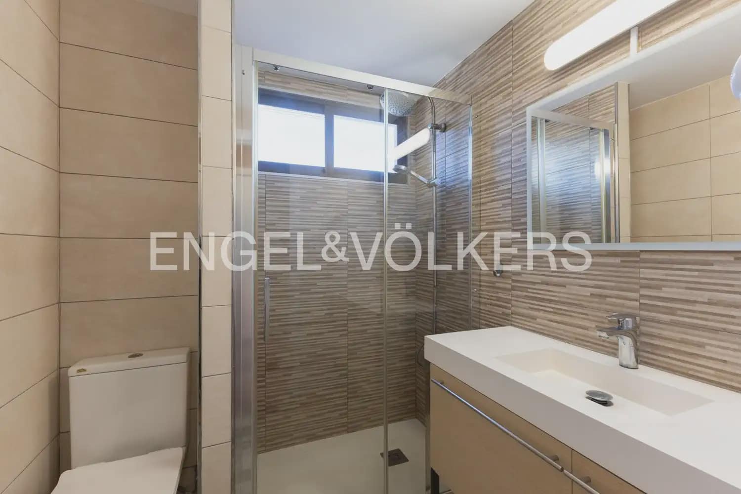 3 Zimmer Gewerbe zu verkaufen in Oropesa  - 1.400.000 € (Ref: 9898117)
