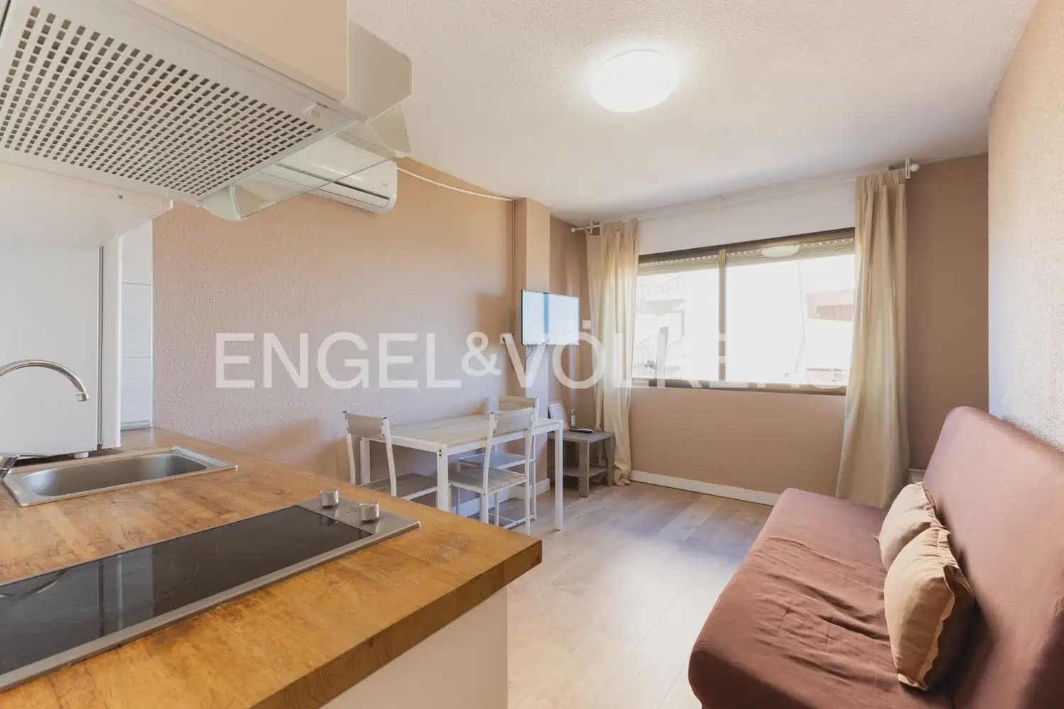 3 Zimmer Gewerbe zu verkaufen in Oropesa  - 1.400.000 € (Ref: 9898117)