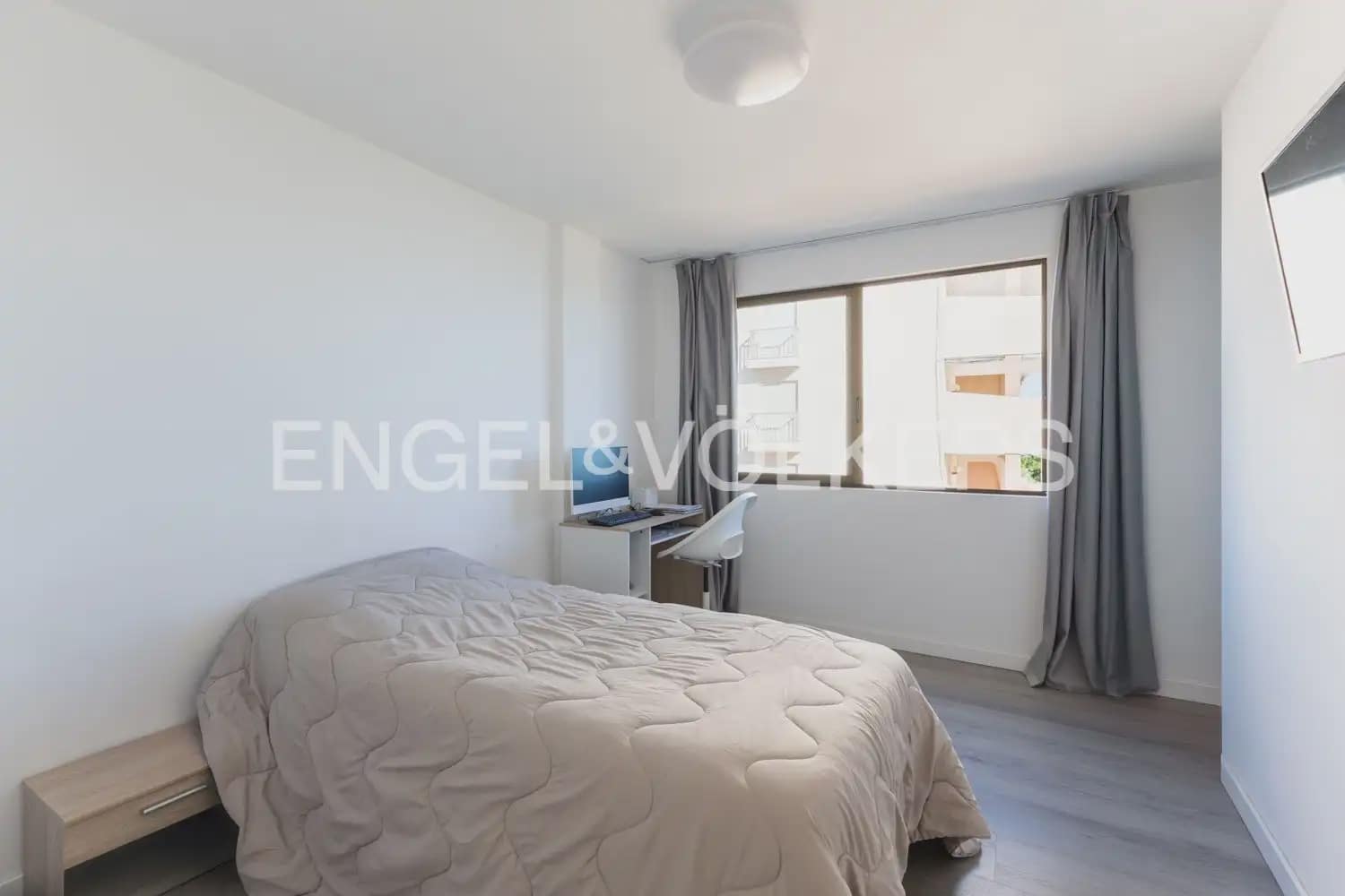 3 Zimmer Gewerbe zu verkaufen in Oropesa  - 1.400.000 € (Ref: 9898117)