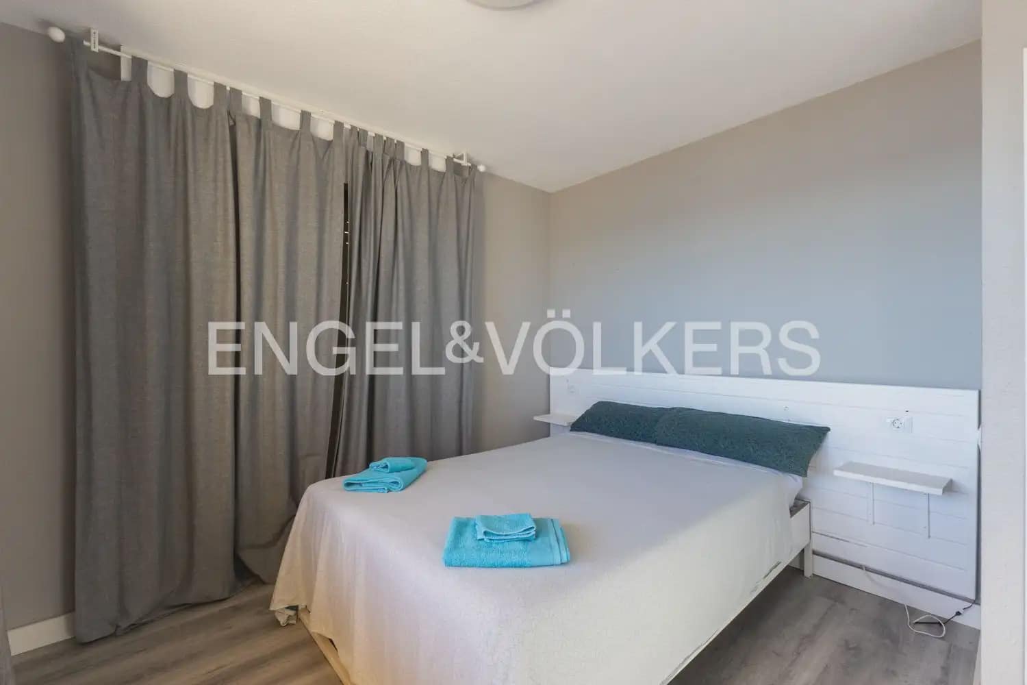 3 Zimmer Gewerbe zu verkaufen in Oropesa  - 1.400.000 € (Ref: 9898117)