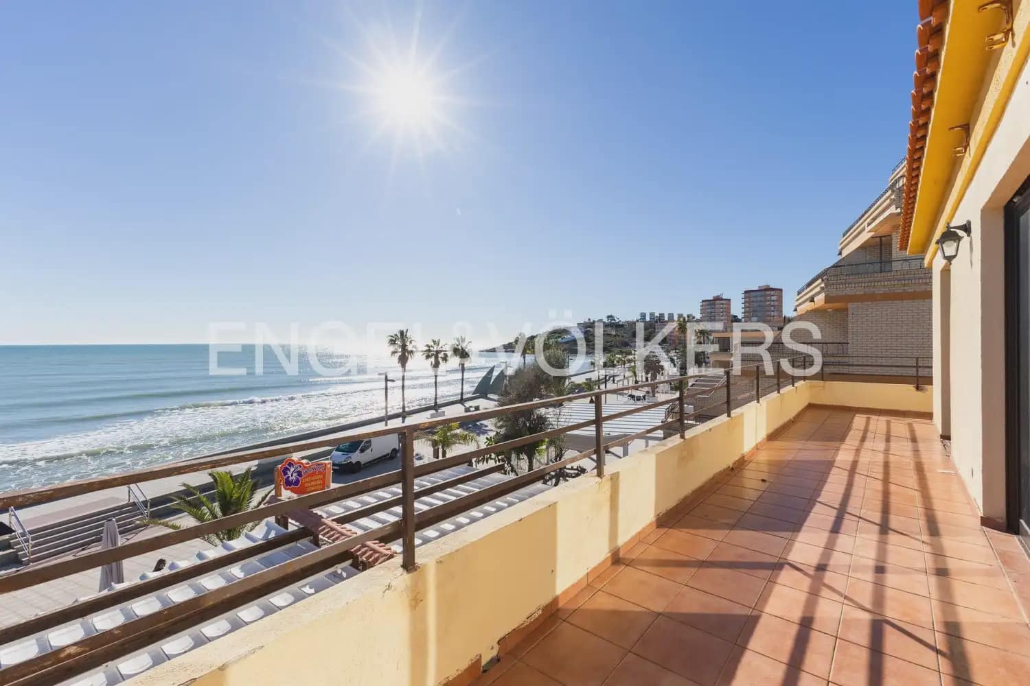3 Zimmer Gewerbe zu verkaufen in Oropesa  - 1.400.000 € (Ref: 9898117)