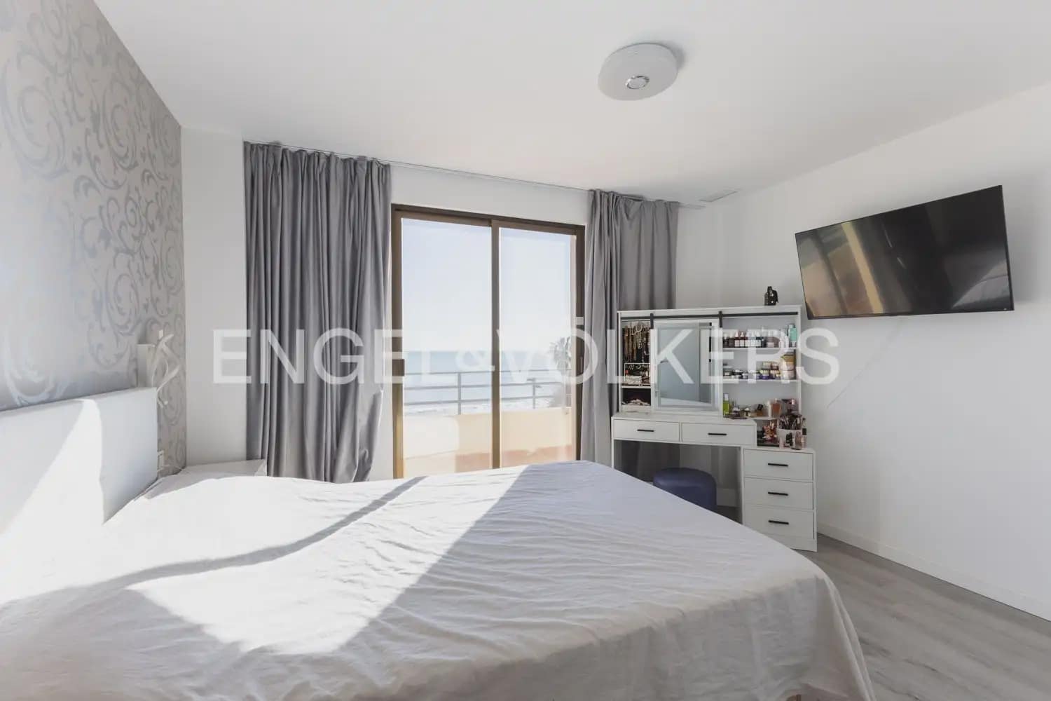 3 Zimmer Gewerbe zu verkaufen in Oropesa  - 1.400.000 € (Ref: 9898117)