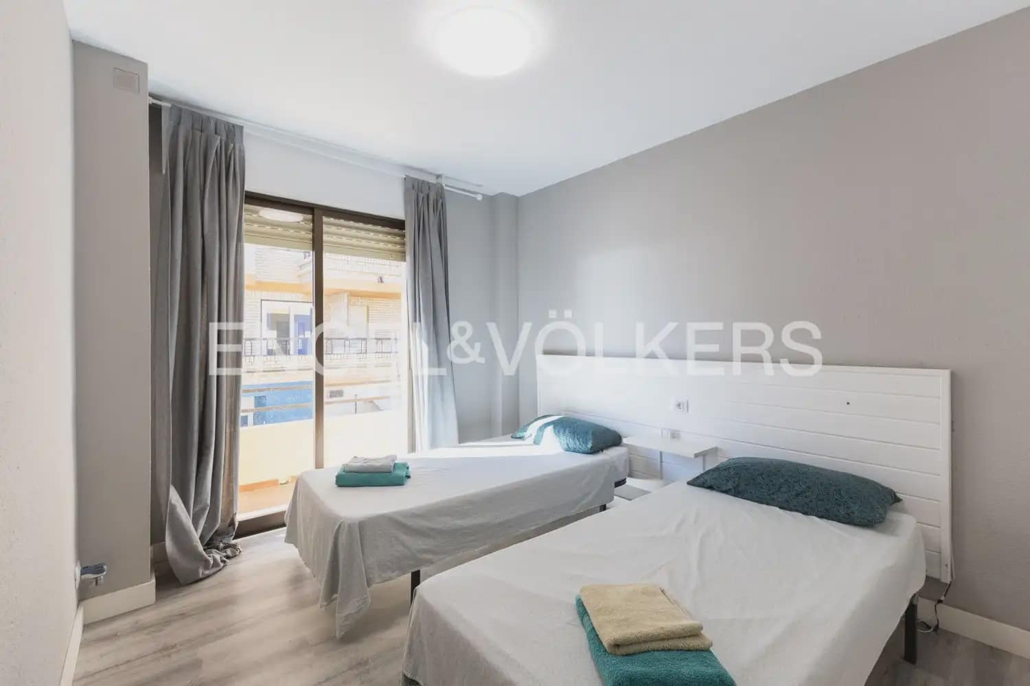 3 Zimmer Gewerbe zu verkaufen in Oropesa  - 1.400.000 € (Ref: 9898117)