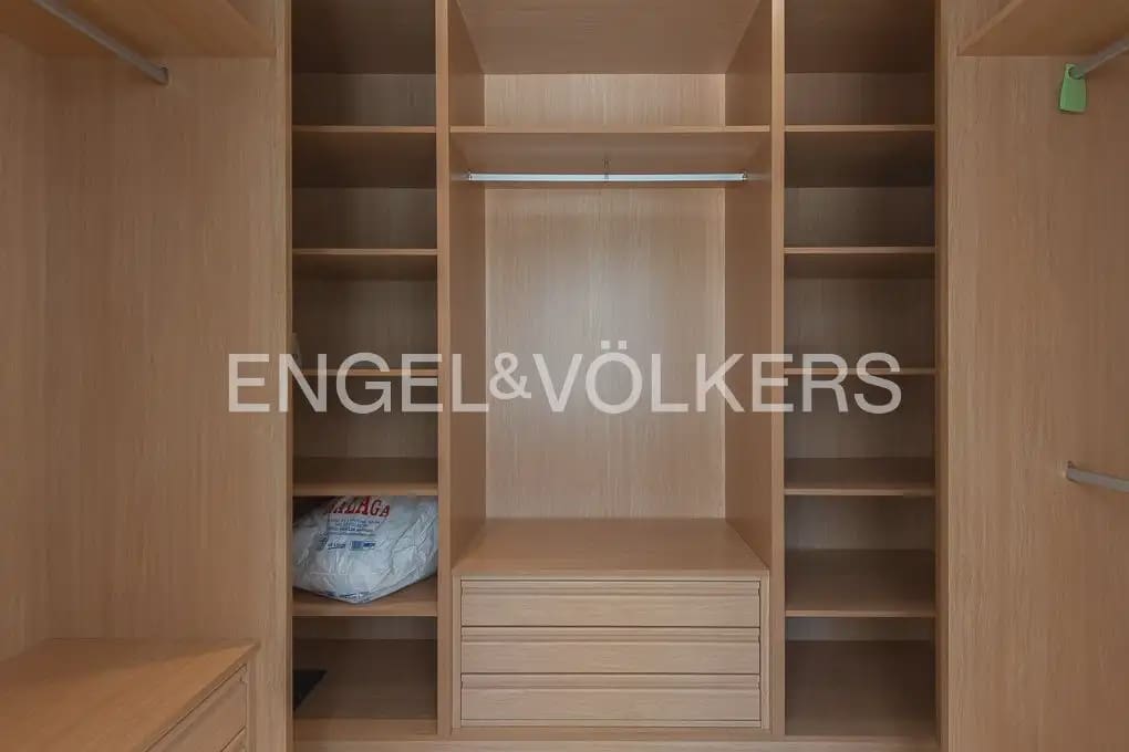 5 soveværelse Villa til leje i Chiva med swimmingpool garage - € 4.500 (Ref: 9898120)
