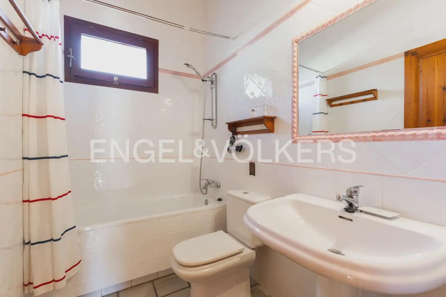 10 bedroom Finca/Country House for sale in Vall de Laguart with pool garage - € 1,300,000 (Ref: 9898121)