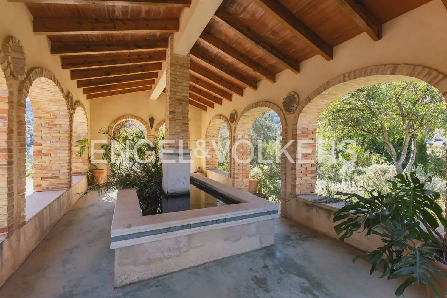 10 bedroom Finca/Country House for sale in Vall de Laguart with pool garage - € 1,300,000 (Ref: 9898121)