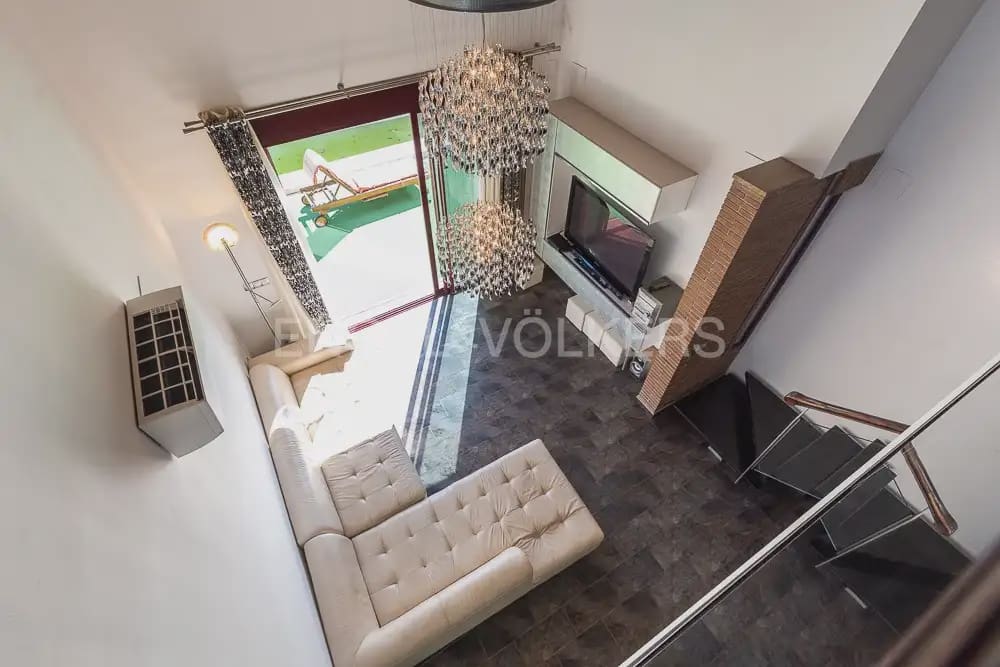 4 bedroom Villa for rent in Paterna with pool garage - € 3,500 (Ref: 9898123)