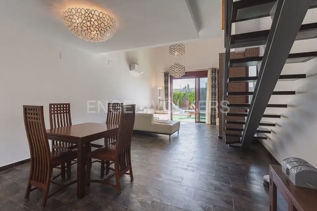 4 bedroom Villa for rent in La Cañada, Paterna with pool garage - € 3,500 (Ref: 9898123)