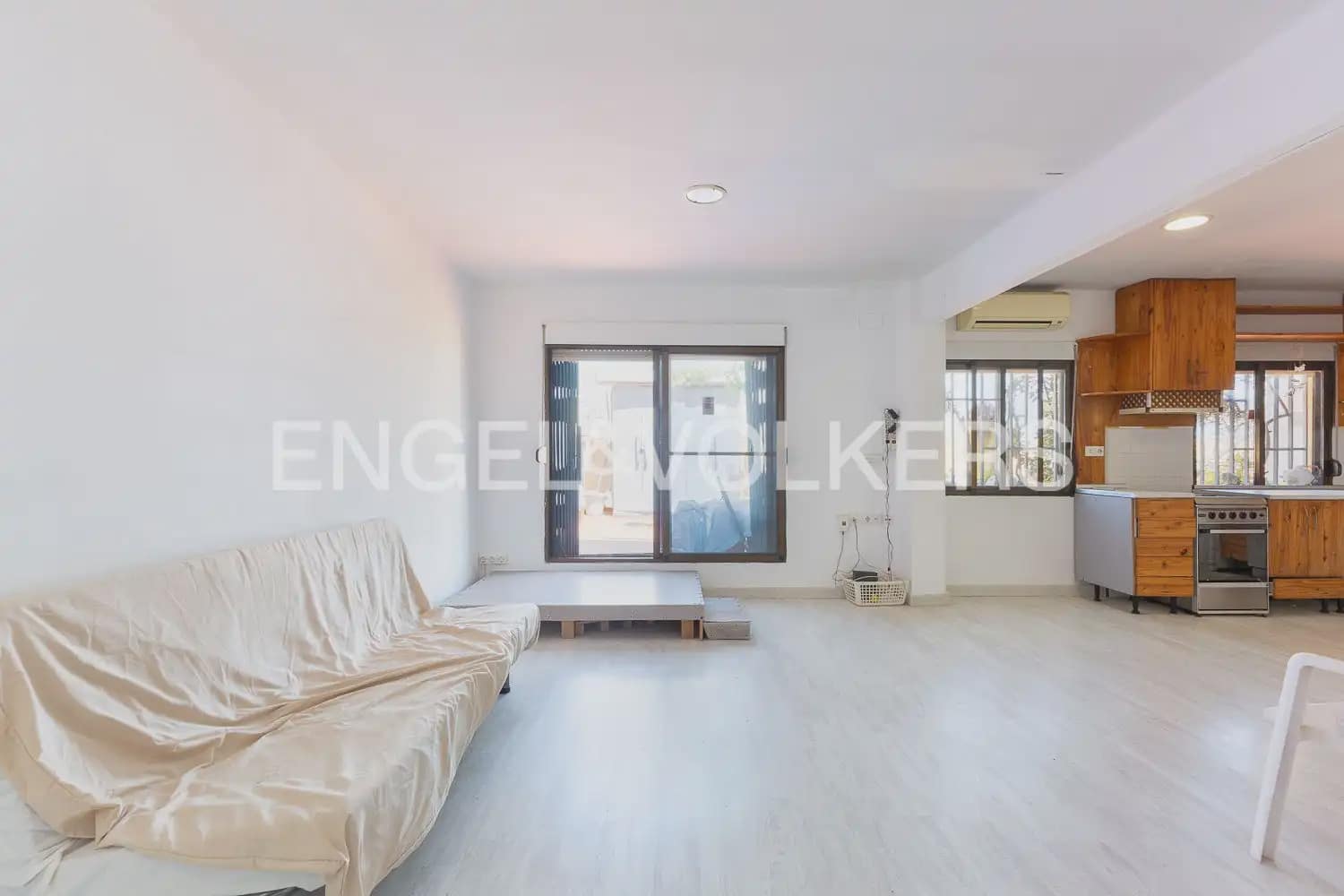 2 Zimmer Penthouse zu verkaufen in Valencia Stadt - 545.000 € (Ref: 9898125)