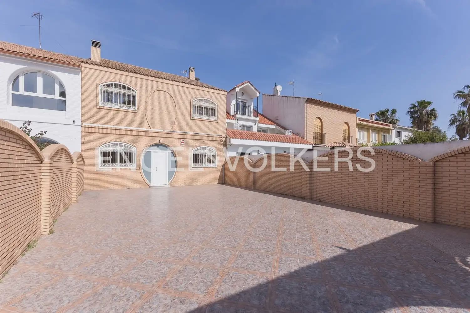 4 makuuhuone Paritalo myytävänä paikassa Valencia kaupunki - 820 000 € (Ref: 9898127)