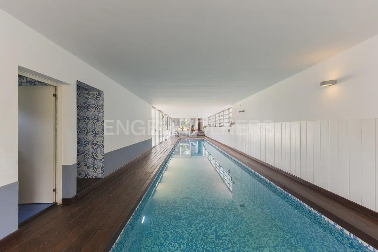 5 bedroom Villa for rent in Olocau with pool garage - € 4,000 (Ref: 9898128)