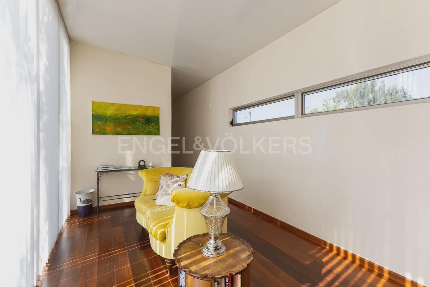5 bedroom Villa for rent in Olocau with pool garage - € 4,000 (Ref: 9898128)
