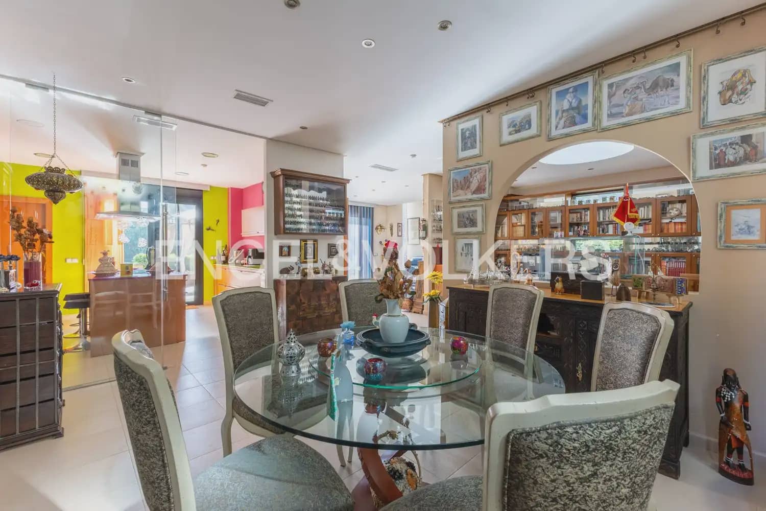 4 bedroom Villa for sale in Gilet with pool garage - € 699,000 (Ref: 9898129)
