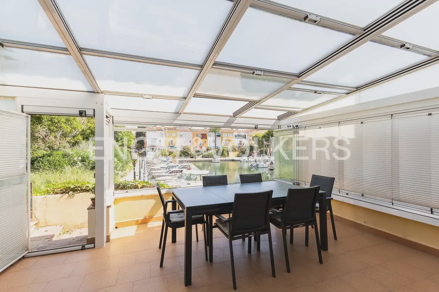 5 quarto Moradia em Banda para venda em Alboraya / Alboraia com garagem - 695 000 € (Ref: 9898130)